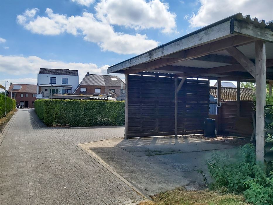 Wonen én werken op een toplocatie – praktijkruimte met ruime duplexwoning met 4 slaapkamers op een perceel van 4a23ca!
