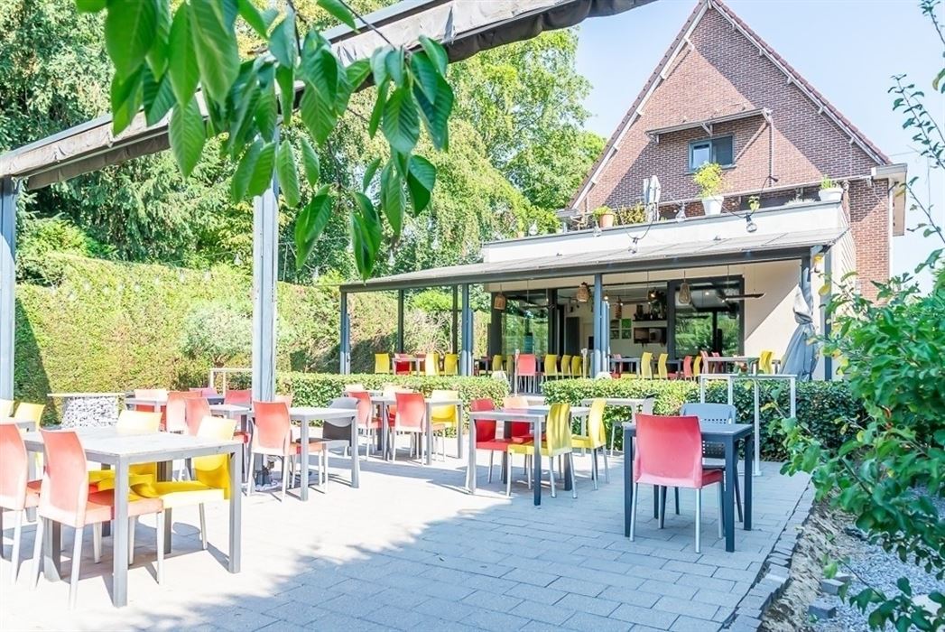 Handelspand met woonst in het centrum van Maasmechelen