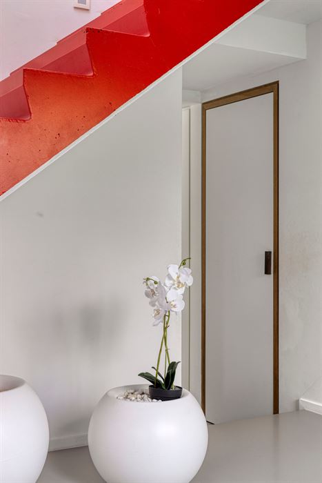 Exclusief wonen waar architectuur, ruimte en levenslang comfort samenkomen.