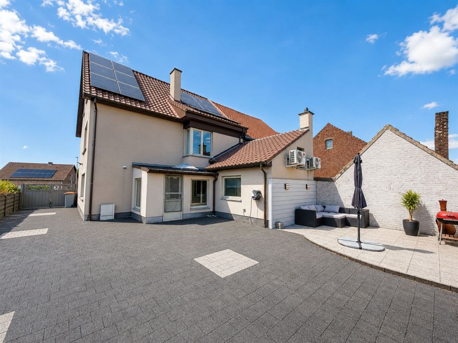 Instapklaar wonen met energiezuinig comfort, verrassend veel ruimte en een zonnige tuin.