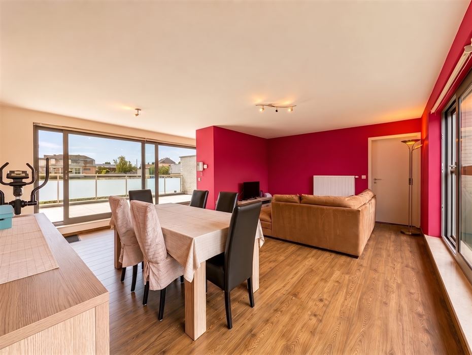 Ruim duplexappartement van 121 m² met 2 terrassen in Riemst