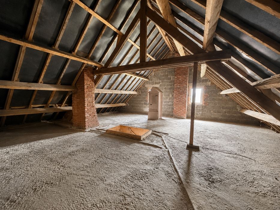 Instapklaar wonen met energiezuinig comfort, verrassend veel ruimte en een zonnige tuin.
