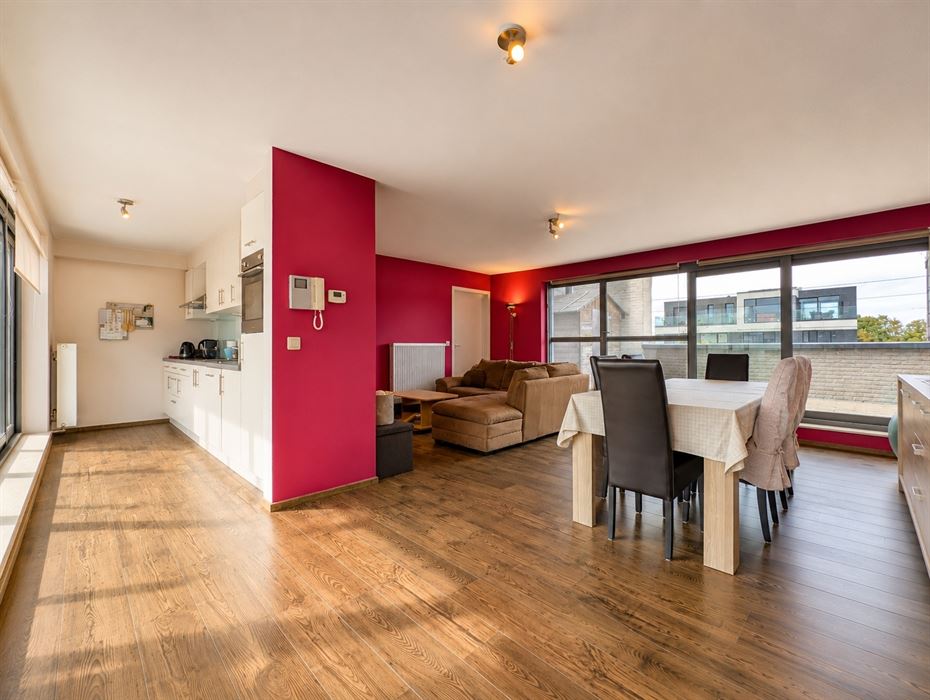 Ruim duplexappartement van 121 m² met 2 terrassen in Riemst