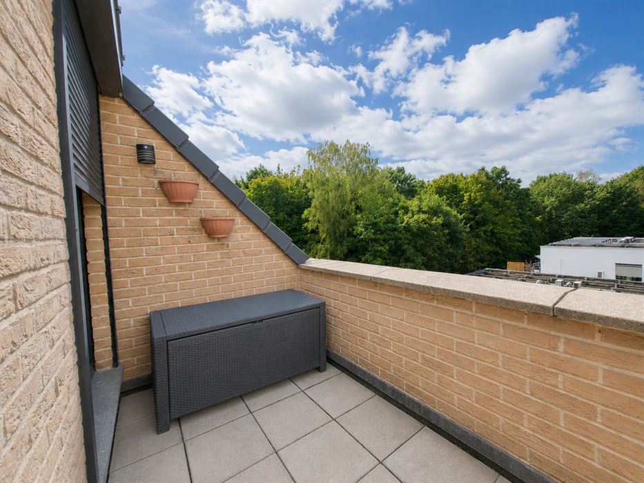 Duplex dakappartement met 2 slaapkamers en terras