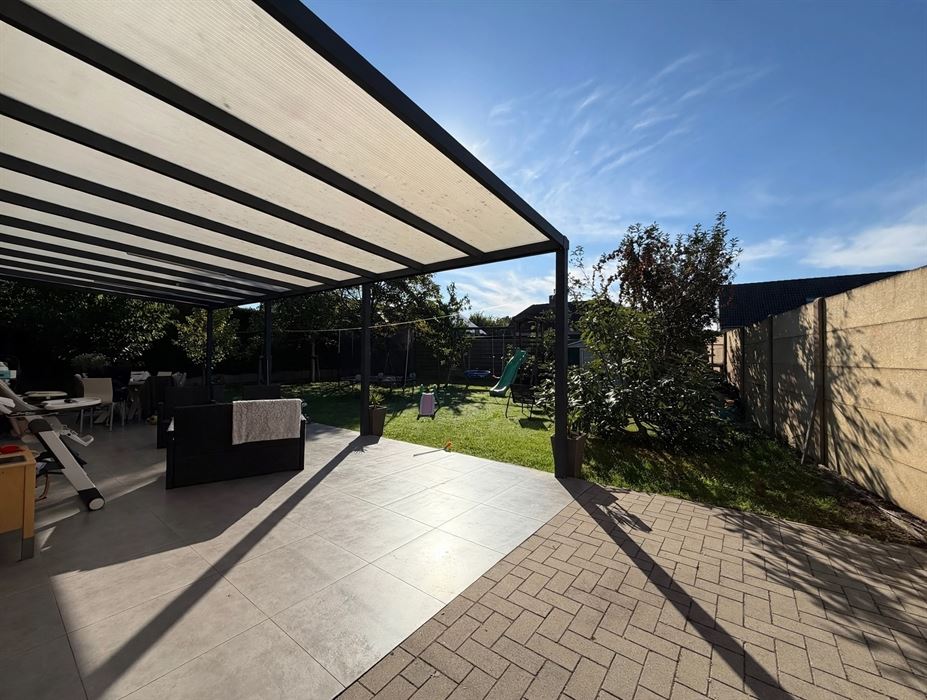 Vrijstaand wonen met 3 slaapkamers, een gezellige tuin en een royaal overdekt terras!