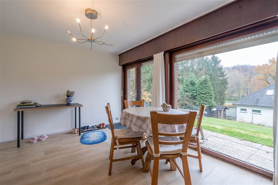 Uitzonderlijk ruime villa van 374m² in Centrum Overijse