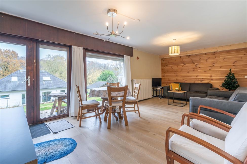 Uitzonderlijk ruime villa van 374m² in Centrum Overijse