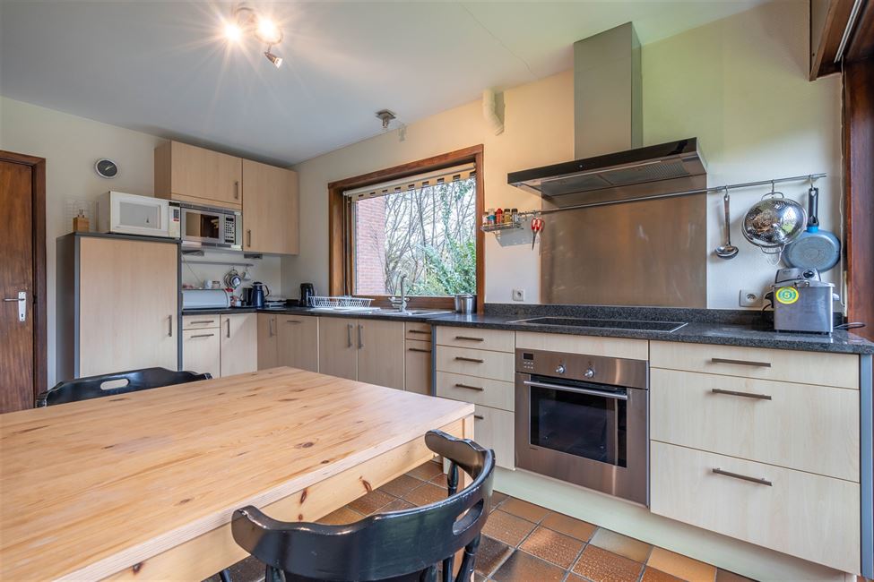 Uitzonderlijk ruime villa van 374m² in Centrum Overijse