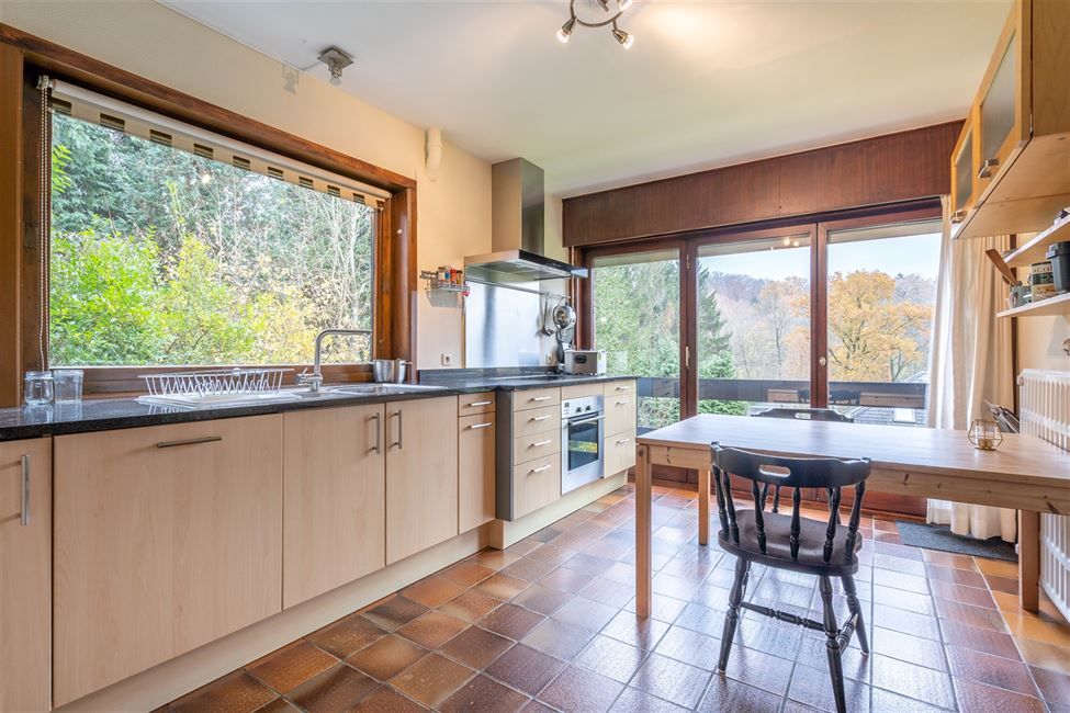 Uitzonderlijk ruime villa van 374m² in Centrum Overijse