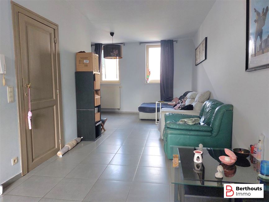 Charmante woning met 2 slpk.