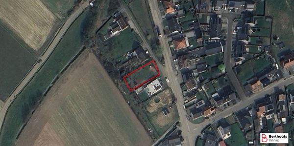 Mooie villagrond (6are18) gelegen in het landelijke Humbeek