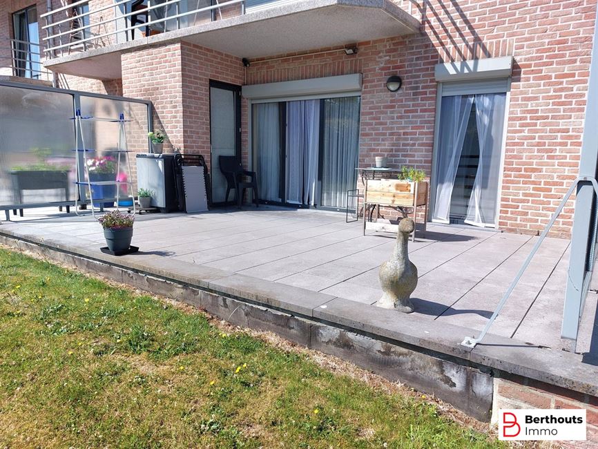 Gelijkvloersappartement met 2 slaapkamers