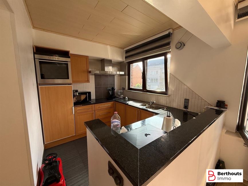 Opbrengsteigendom met 2 appartementen