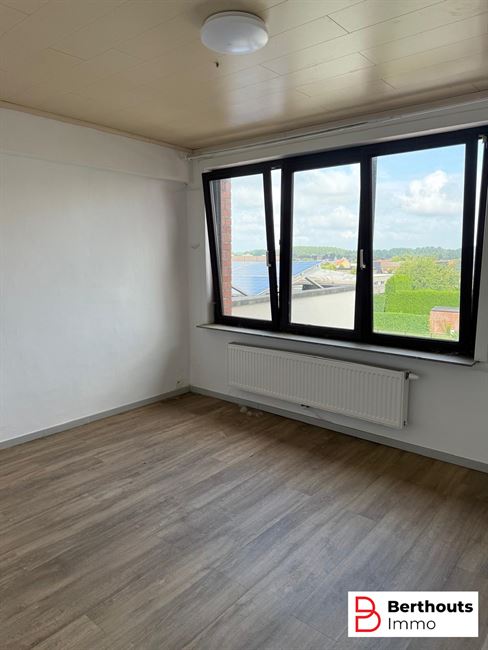 Opbrengsteigendom met 2 appartementen