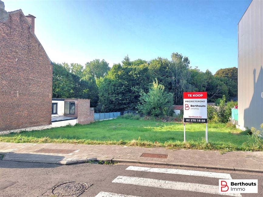 Terrain à bâtir pour projet immobilier