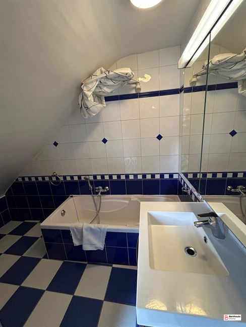 14 studio’s, 8 appartementen, 1 grote duplex - Volledig verhuurd!