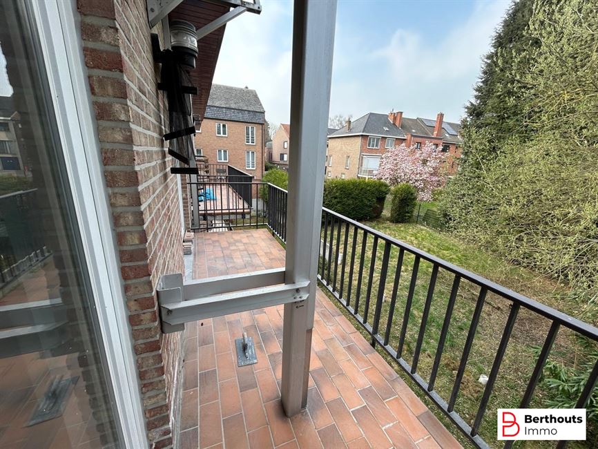 14 studio’s, 8 appartementen, 1 grote duplex - Volledig verhuurd!