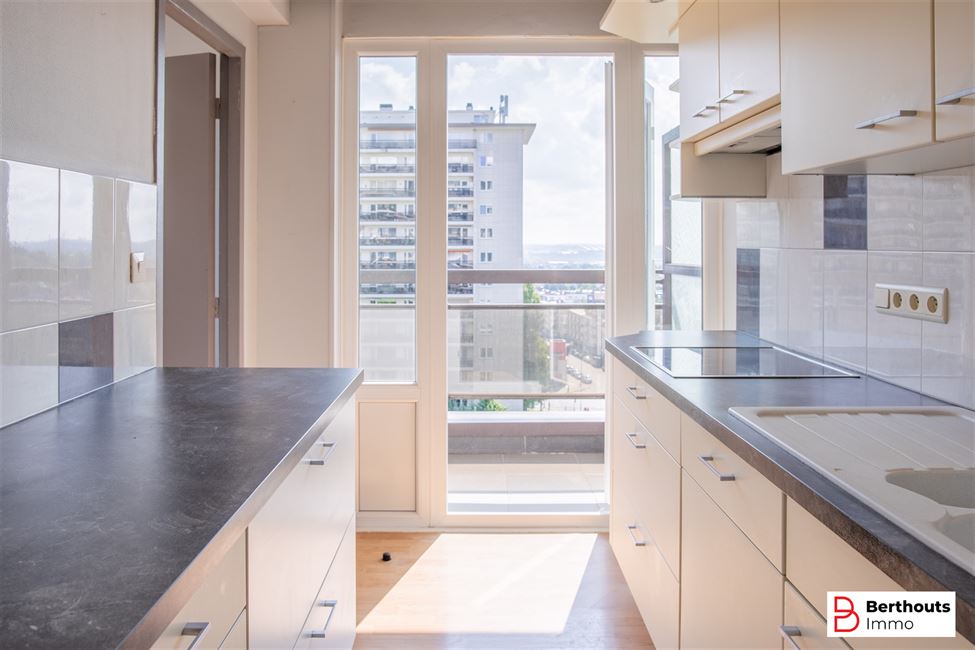 Instapklaar appartement met leuk terras