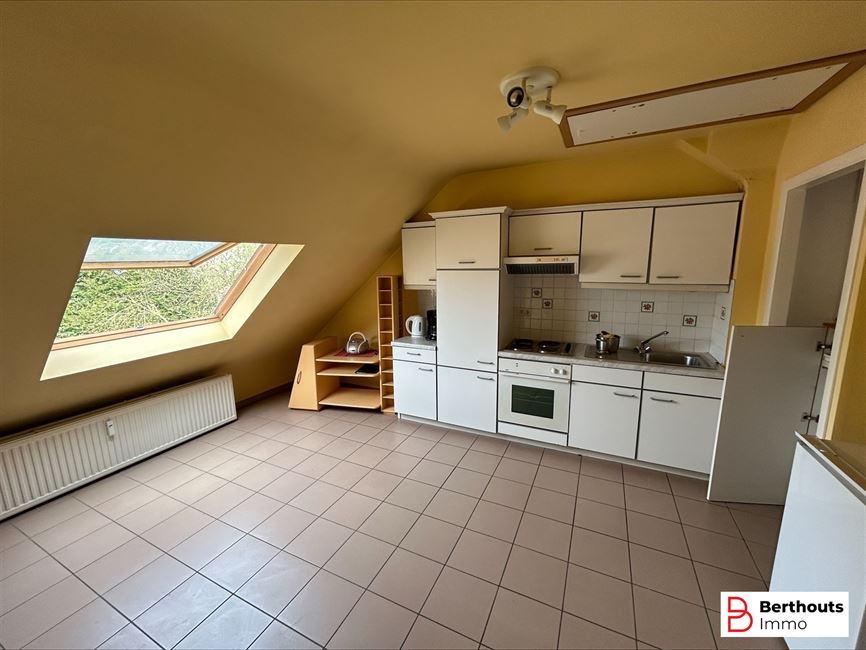 14 studio’s, 8 appartementen, 1 grote duplex - Volledig verhuurd!