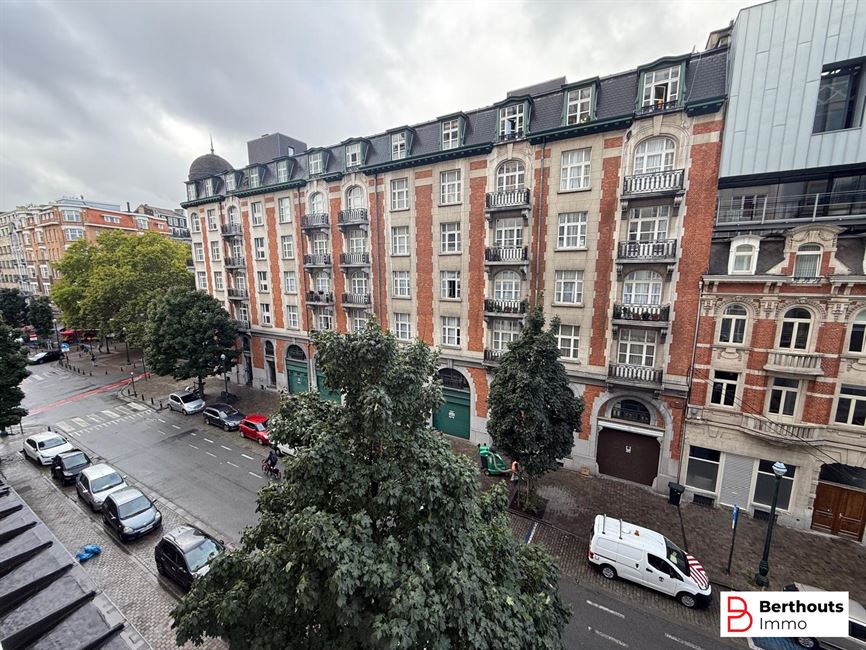 APPARTEMENT 2 CHAMBRES BIEN SITUE