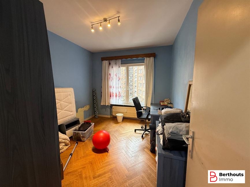 APPARTEMENT 2 CHAMBRES BIEN SITUE