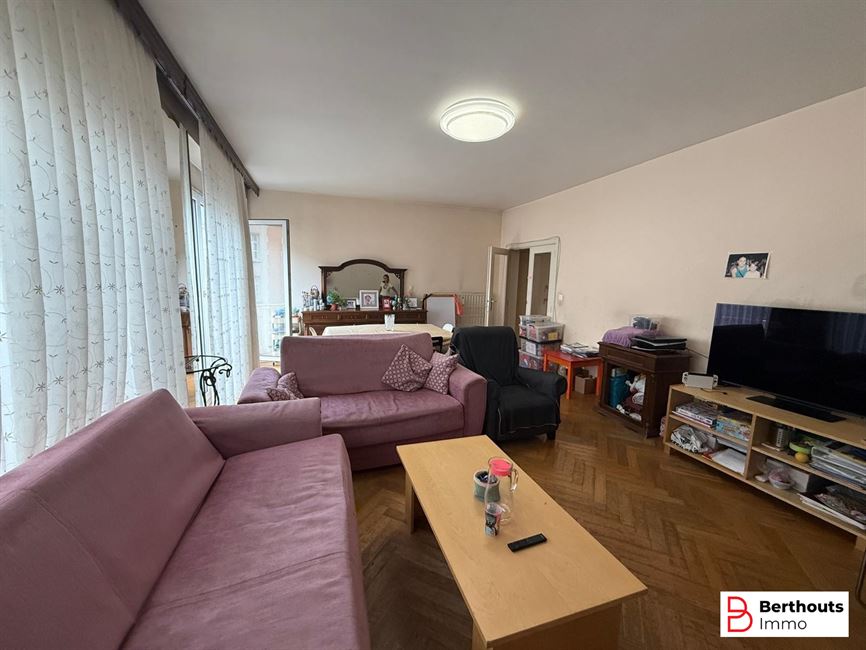 APPARTEMENT 2 CHAMBRES BIEN SITUE