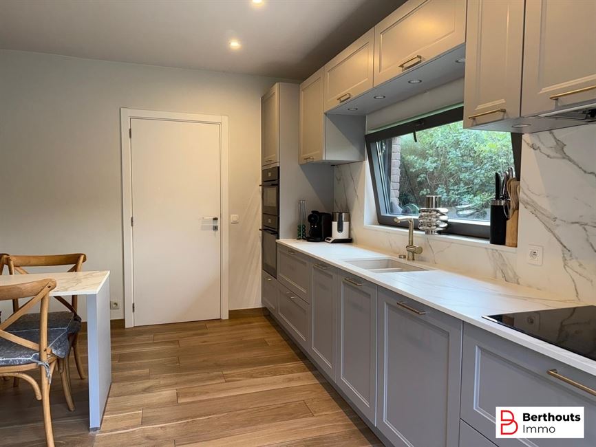 INSTAPKLARE WONING MET 4 SLAAPKAMERS EN ZUID GELEGEN TUIN