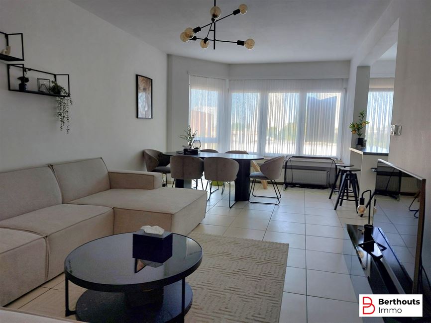 APPARTEMENT MET 2 SLAAPKAMERS