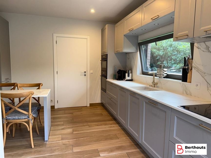 INSTAPKLARE WONING MET 4 SLAAPKAMERS EN ZUID GELEGEN TUIN