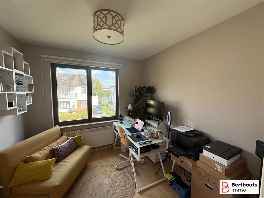 INSTAPKLARE WONING MET 4 SLAAPKAMERS EN ZUID GELEGEN TUIN