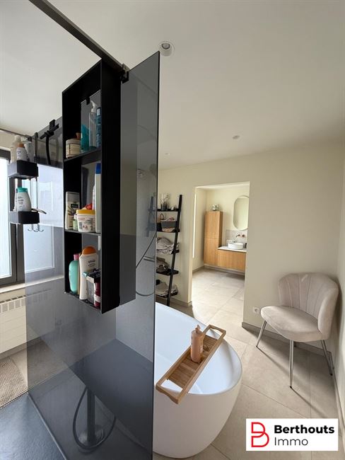 MAISON RENOVEE ET ÉNERGÉTIQUE