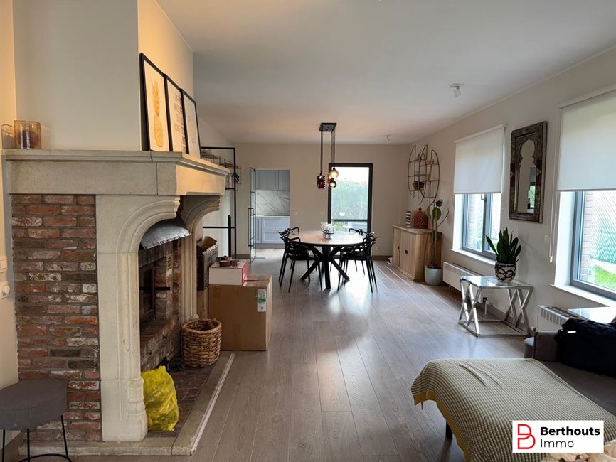 INSTAPKLARE WONING MET 4 SLAAPKAMERS EN ZUID GELEGEN TUIN