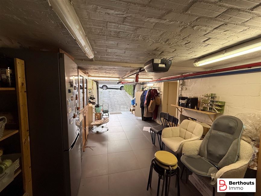 Charmante maison 3 façades prête à habiter avec joli jardin