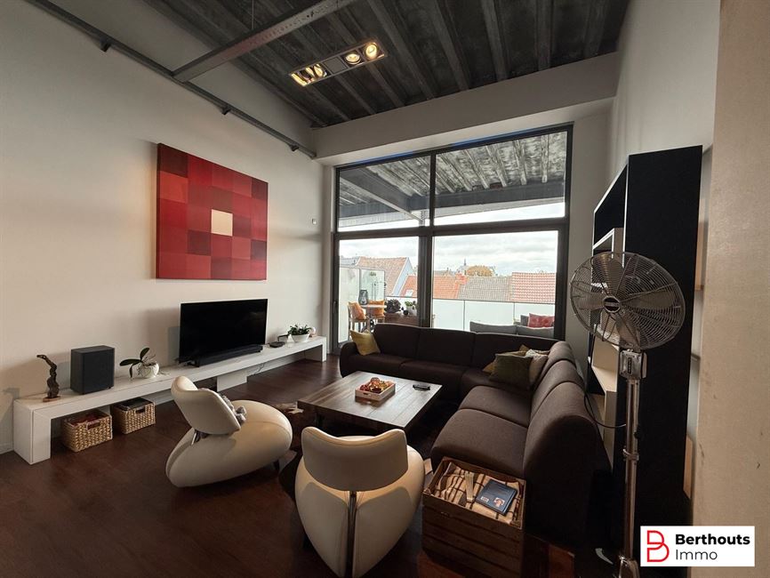 ENERGIEZUINIGE, UITZONDERLIJKE LOFT