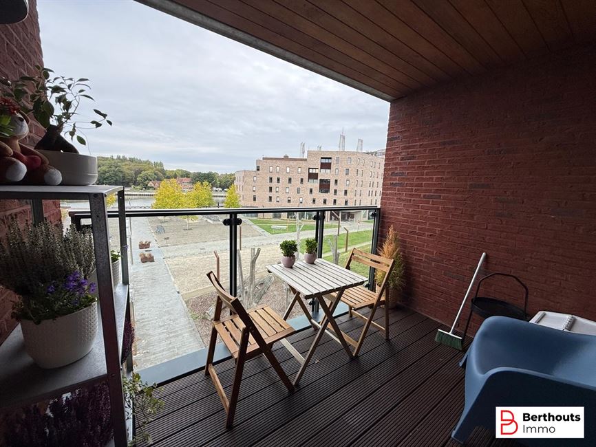 APPARTEMENT MET TERRAS EN ONDERGRONDSE STAANPLAATS