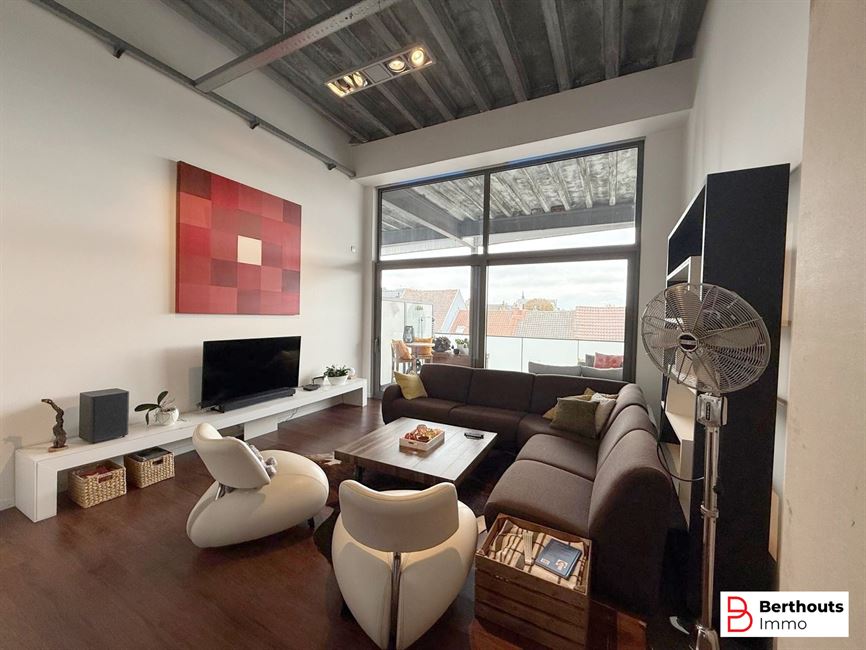 ENERGIEZUINIGE, UITZONDERLIJKE LOFT