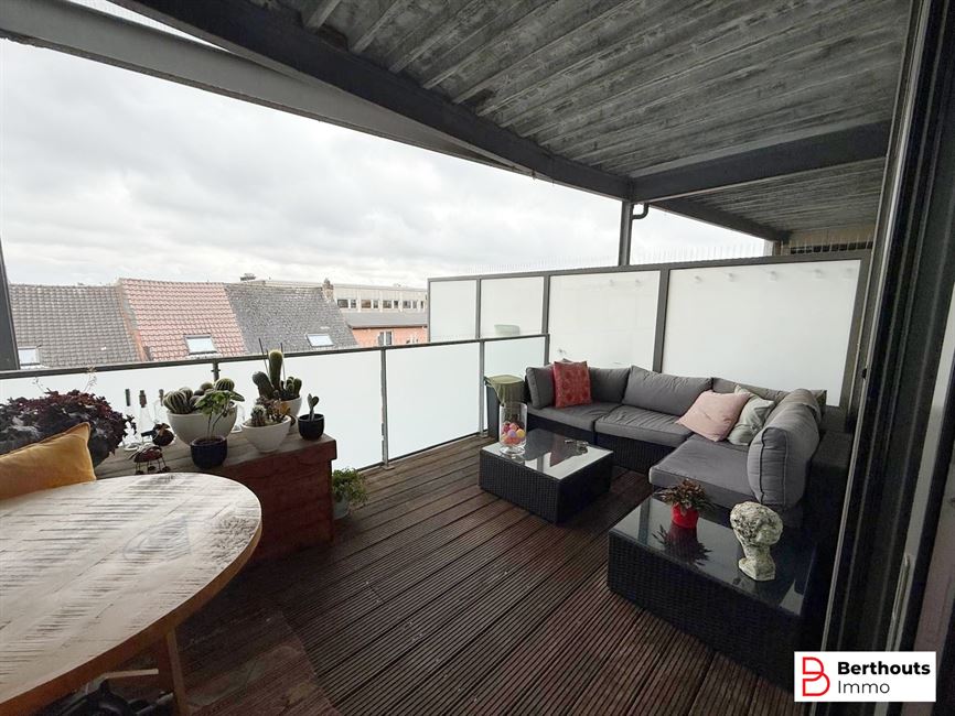 ENERGIEZUINIGE, UITZONDERLIJKE LOFT