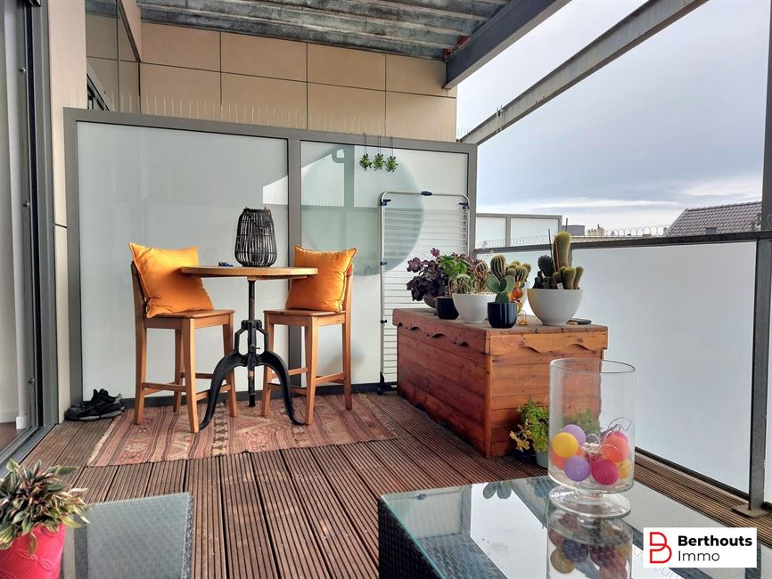 ENERGIEZUINIGE, UITZONDERLIJKE LOFT