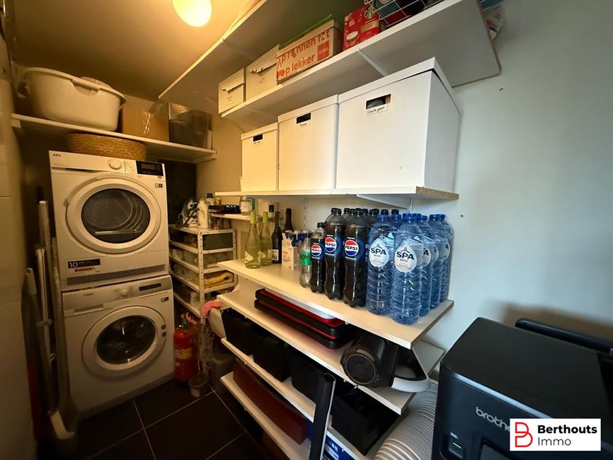 APPARTEMENT MET TERRAS EN ONDERGRONDSE STAANPLAATS