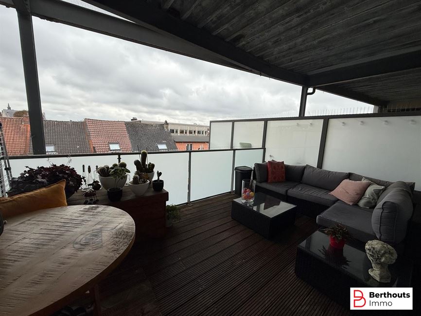 ENERGIEZUINIGE, UITZONDERLIJKE LOFT