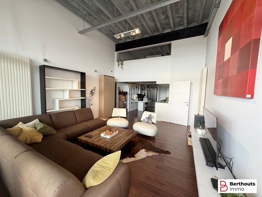 ENERGIEZUINIGE, UITZONDERLIJKE LOFT