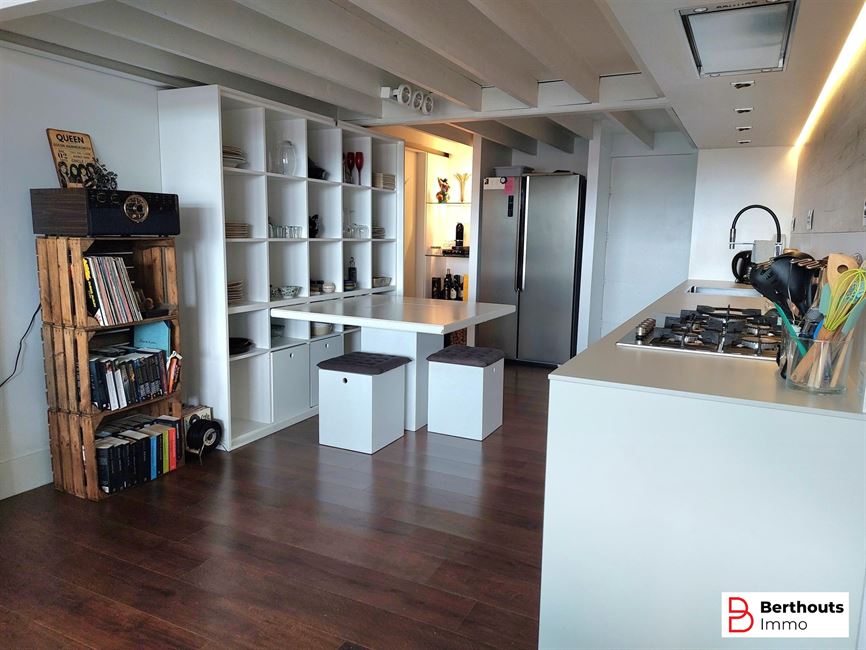 ENERGIEZUINIGE, UITZONDERLIJKE LOFT