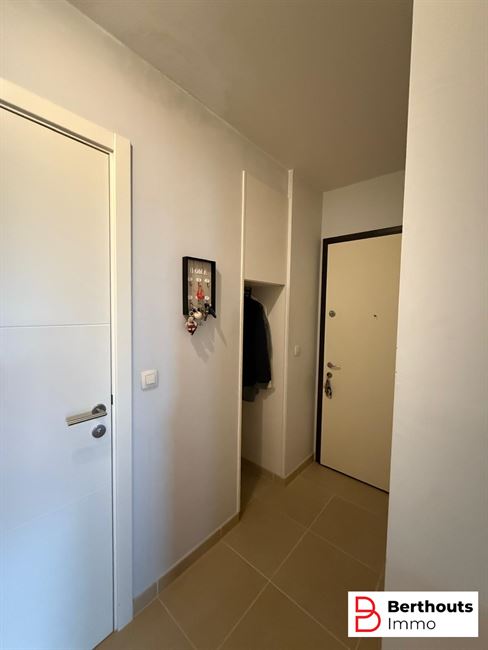 APPARTEMENT MET TERRAS EN ONDERGRONDSE STAANPLAATS