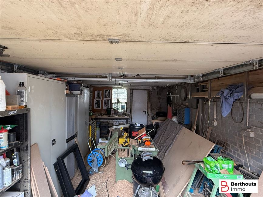 3-GEVEL MET TUIN EN GARAGE