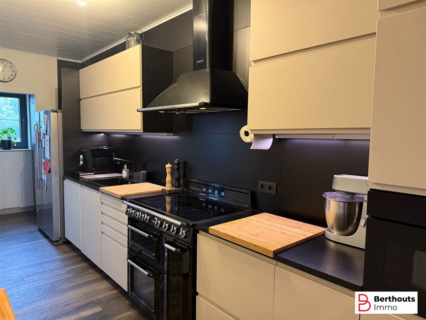 3-GEVEL MET TUIN EN GARAGE