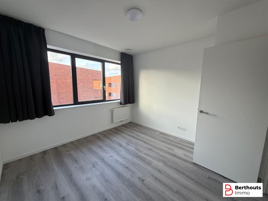 INSTAPKLAAR APPARTEMENT MET TERRAS