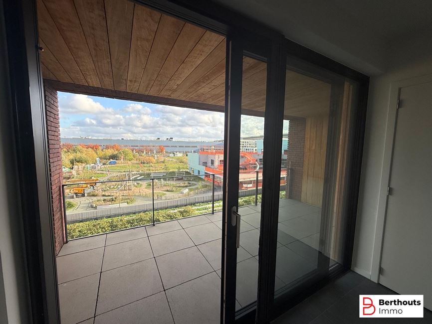 INSTAPKLAAR APPARTEMENT MET TERRAS