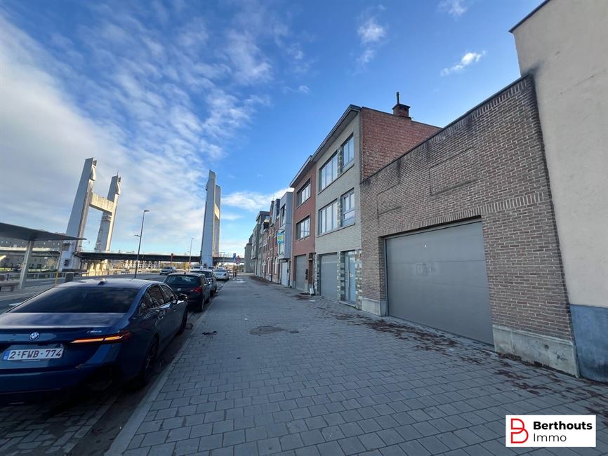 Opslagplaats 77m²