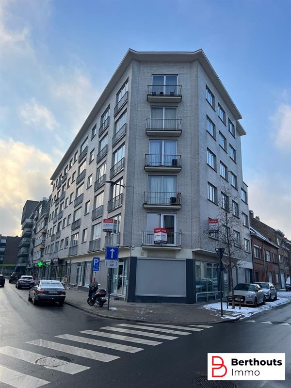 APPARTEMENT 2 SLAAPKAMERS EN LIFT