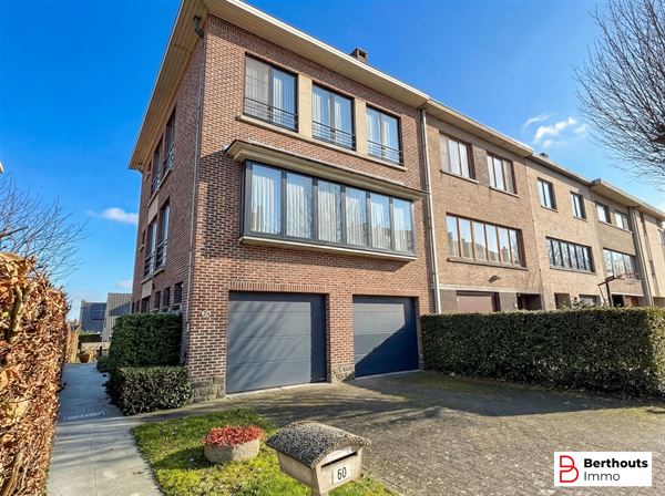 BEL ETAGE WONING MET ZUID GELEGEN TUIN